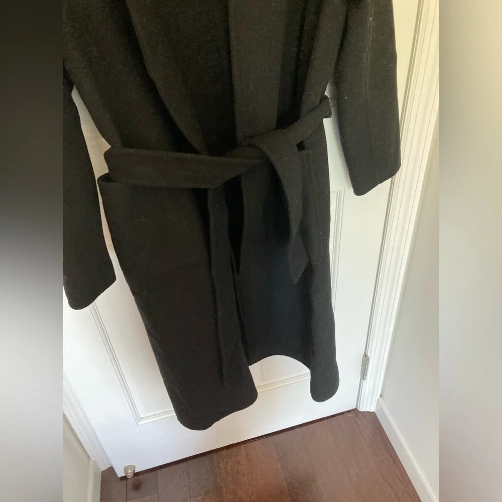 Elegant Black Women's Coat black wool trench style with hood - Picture 3 of 5